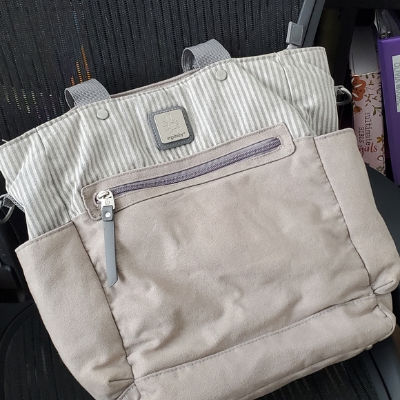 Ergobaby The Coffee Run Hybrid Diaper Bag - Picture 3 of 11